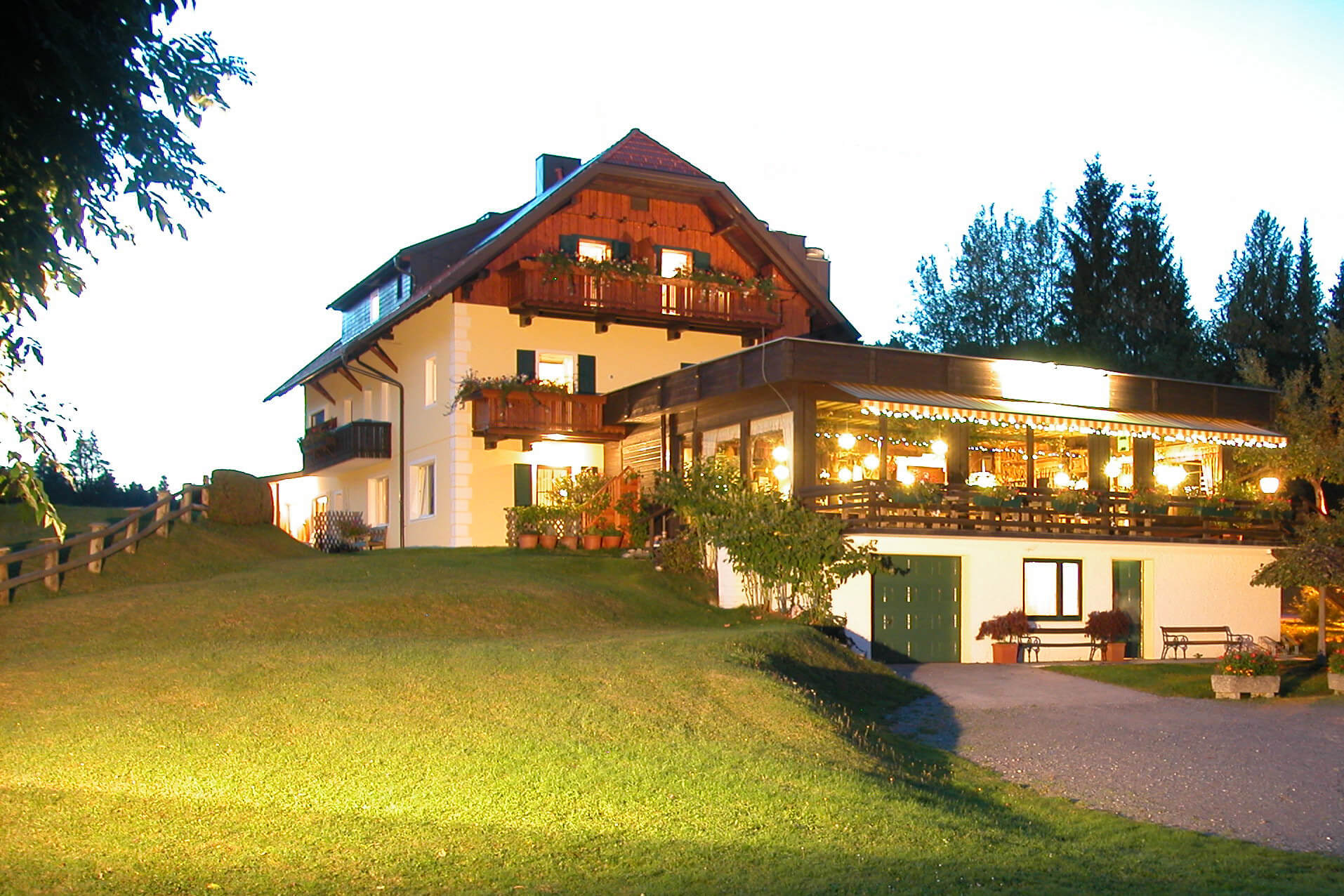 KranersAlpenhof Weissensee Das Motorradhotel am Weissensee